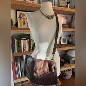 Marc Jacobs  Soft Brown Leather Envelope Crossbody Shoulder Bag Purse